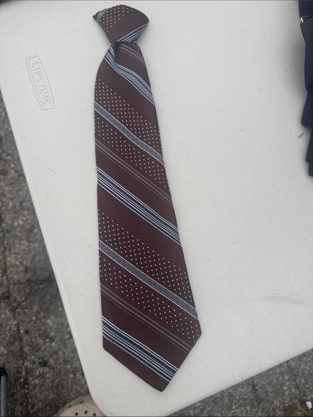 Armand Classic Men's Burgundy Striped Tie